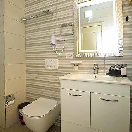 Noar Boutique Hotel 4*